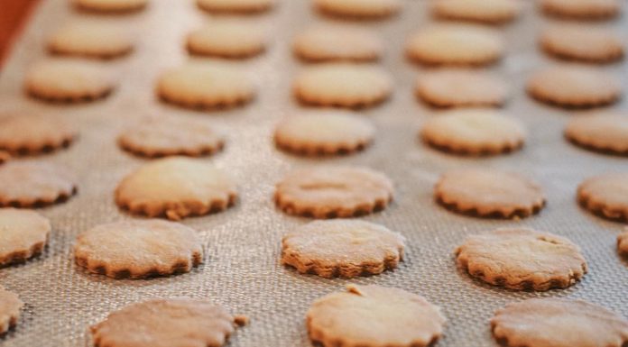 The Healthiest Dulce de Leche Cookies You Could Imagine