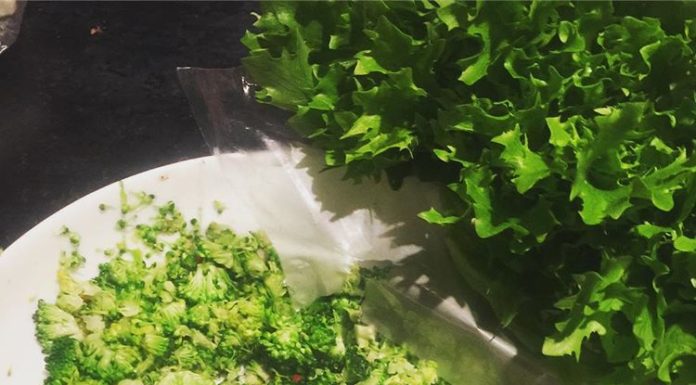 Super-Easy Garlic Parmesan Broccoli Rice Recipe