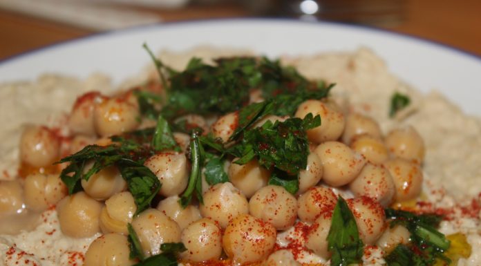 Your Taste Buds Will Thank You After Trying These Hummus Places In Tel Aviv