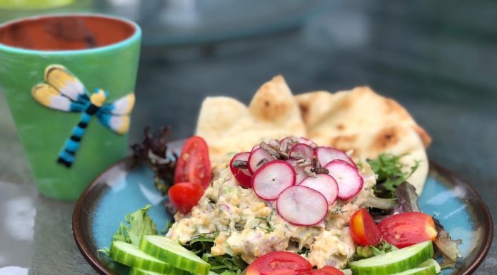 This Vegan Tuna Salad Has Everything You Want