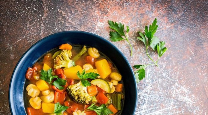 Everyone Needs To Learn How To Make Vegetable Soup