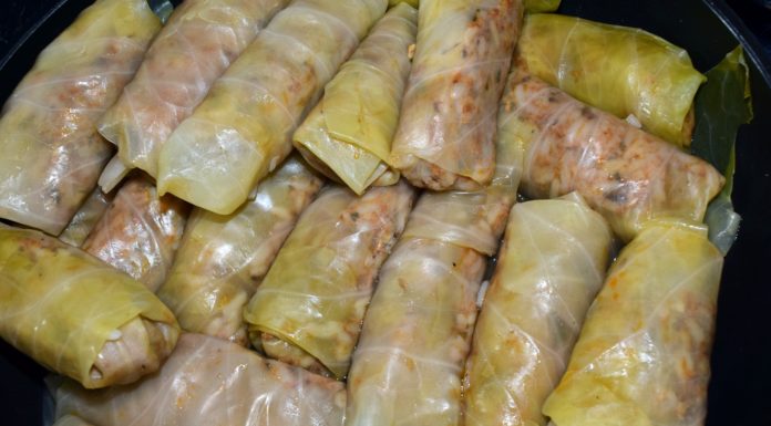 These Vegan Middle Eastern Stuffed Cabbage Rolls Are Incredible