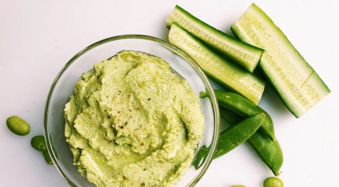 This Edamame Hummus Is So Satisfying