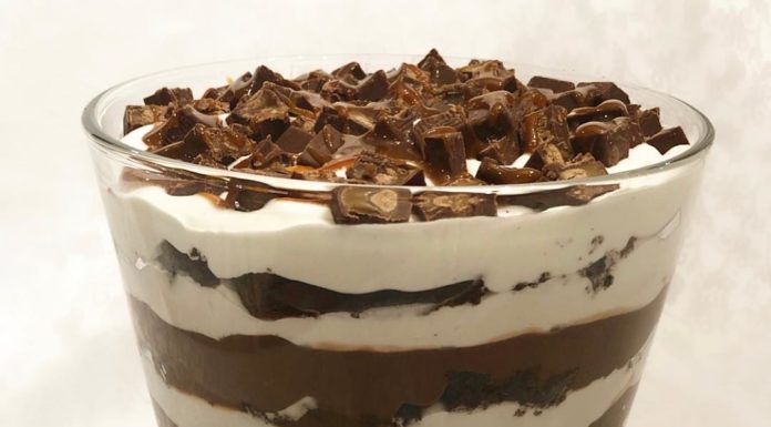 Make A Homemade Trifle With Store-Bought Items!