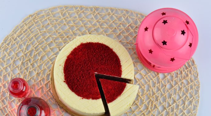 The Best Red Velvet Cake For Valentine’s Day