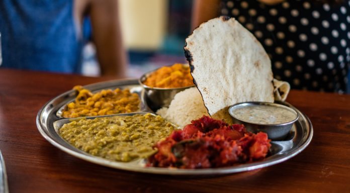 How You Should Be Eating Papadum?