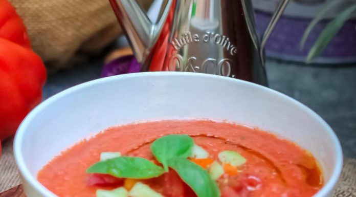 What is the Difference Between Gazpacho and Salmorejo?