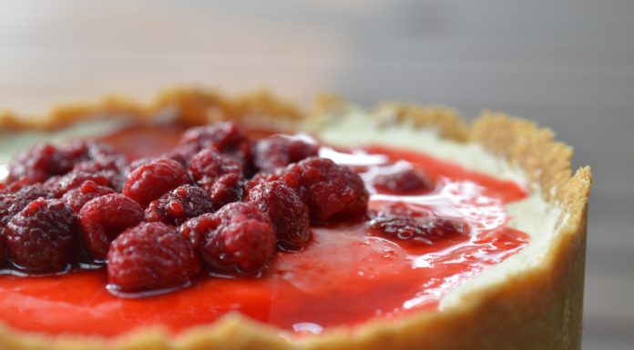 Rainbow Nourishments’ Berry Chia Cheesecake is a Refreshing Summer Dessert