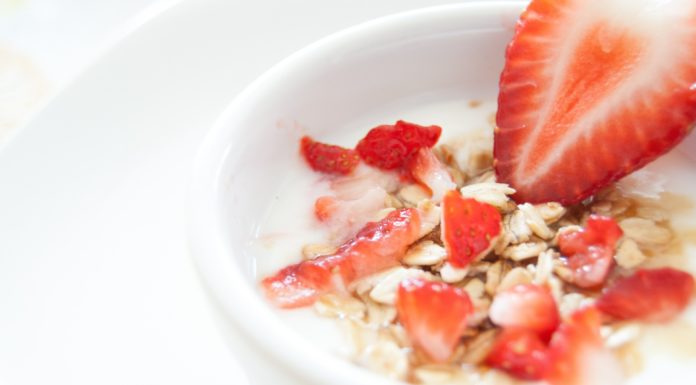 Spice Up Your Cereal with These Fruit Toppings