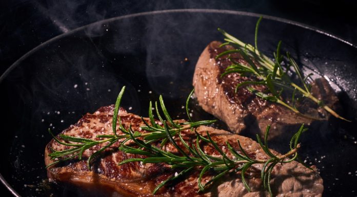 Stainless Steel vs. Cast Iron: When to Use Which?