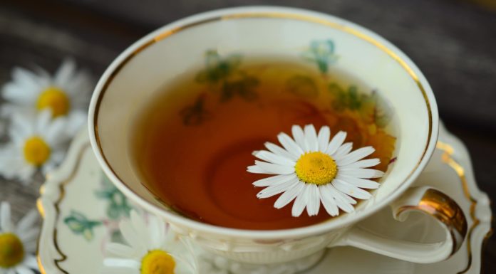Feel Great With These Warming Herbal Teas