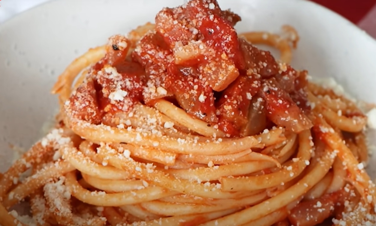 Learn How to Make Pasta Like an Italian With Vincenzo’s Plate ...