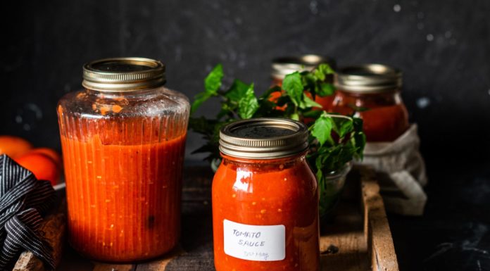 3 Tips for Making Delicious Homemade Tomato Sauce Tomato sauce