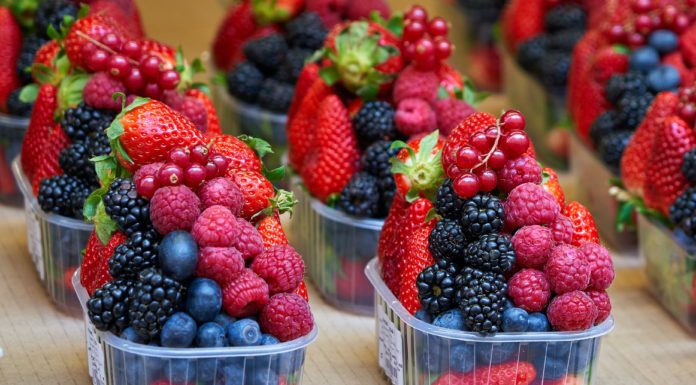 3 Tips to Ensure Your Berries Won’t Be Moldy by Monday Berries