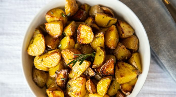 TikToker Shares Secret to Perfect Crispy Roasted Potatoes Crispy potatoes