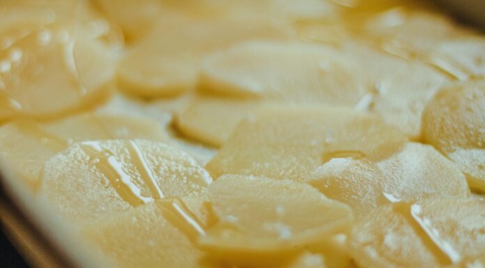 Have the Best of Both Worlds With Potatoes au Gratin Potatoes au gratin