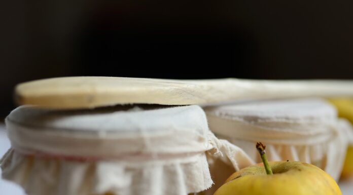 How to Make Homemade Applesauce Apple Sauce