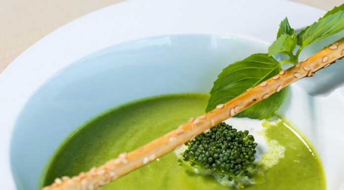 Try This Pea And Mint Soup! Pea soup