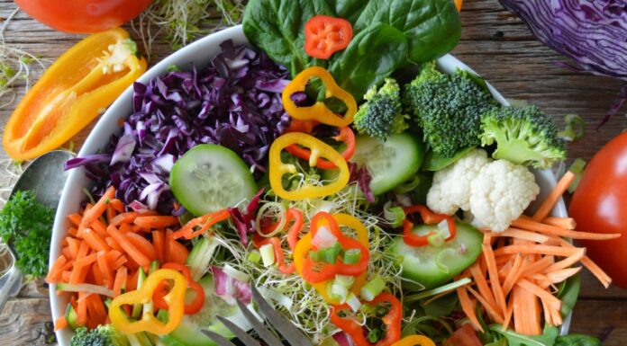 Here’s a Delicious Crunchy Winter Salad Winter Salad