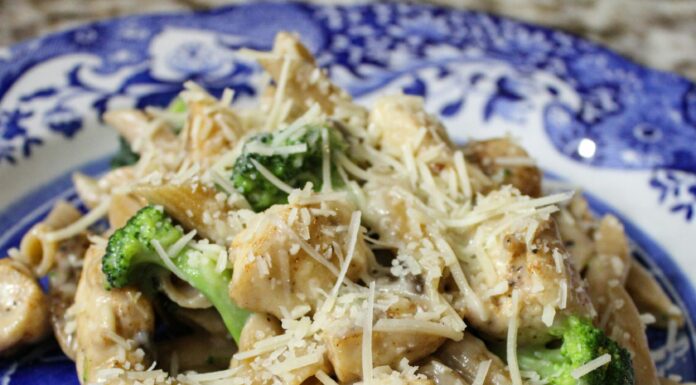 Flavor Packed Broccoli Mac and Cheese Recipe Pasta