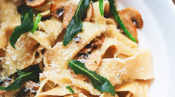 This One-Pot Creamy Spinach Pasta is the Easiest and Most Comforting Meal spinach