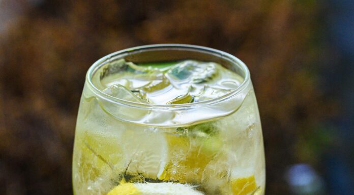 Unwind From Stress With This Sloe Gin Fizz Sloe gin fizz